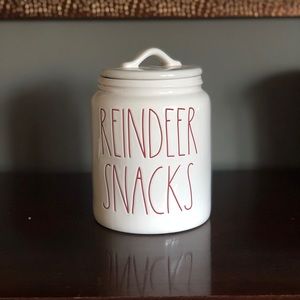 Rae Dunn reindeer snacks canister